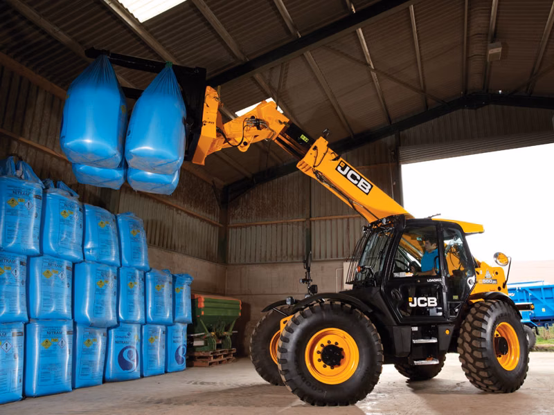 2026 JCB 560-80 Agri - Image 2