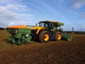 2026 JCB Fastrac 4220 - Image 2