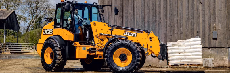 2026 JCB TM320 Agri - Image 2