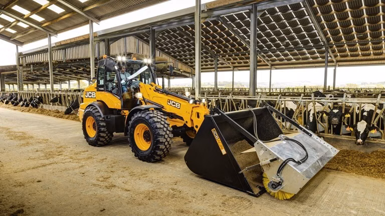2026 JCB TM320 Agri - Image 4