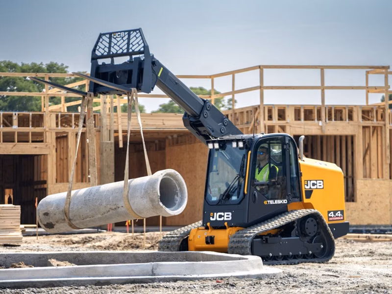 2027 JCB 4TS-8T - Image 4