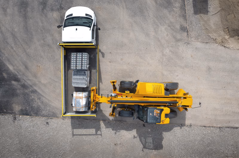 2027 JCB Precision Placer - Image 4